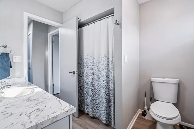 $569,999 | 4646 South 124th Street, Greenfield, WI 53228