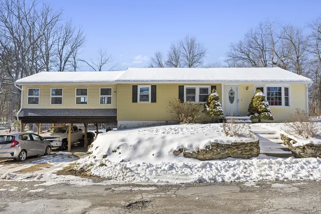 $530,000 | 315 Grant Street, Leominster, MA 01453