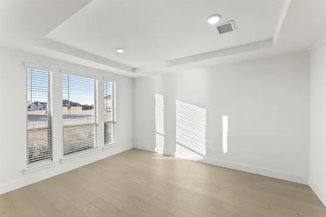 $846,333 | 290 Cheyenne Mountain Drive, Ovilla, TX 75154