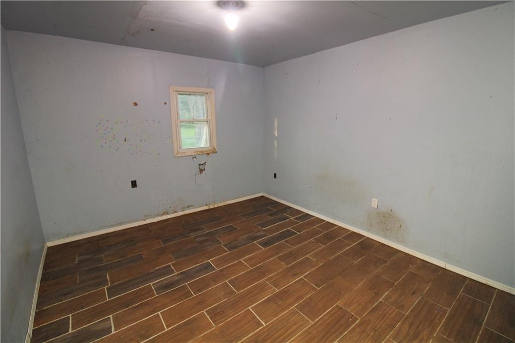 3305 South Leonard Road St. Joseph, MO 64503 - Photo 11 of 11