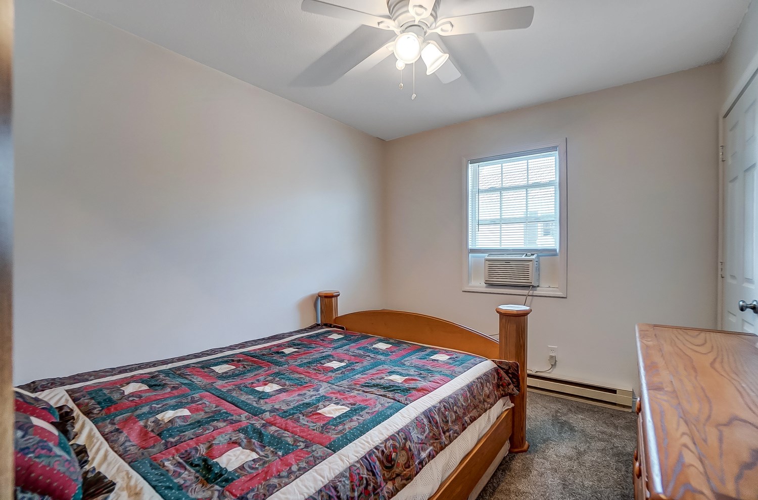 9852 Lincoln Road Syracuse, IN 46567 - Photo 11 of 23 Gallery Image 11
