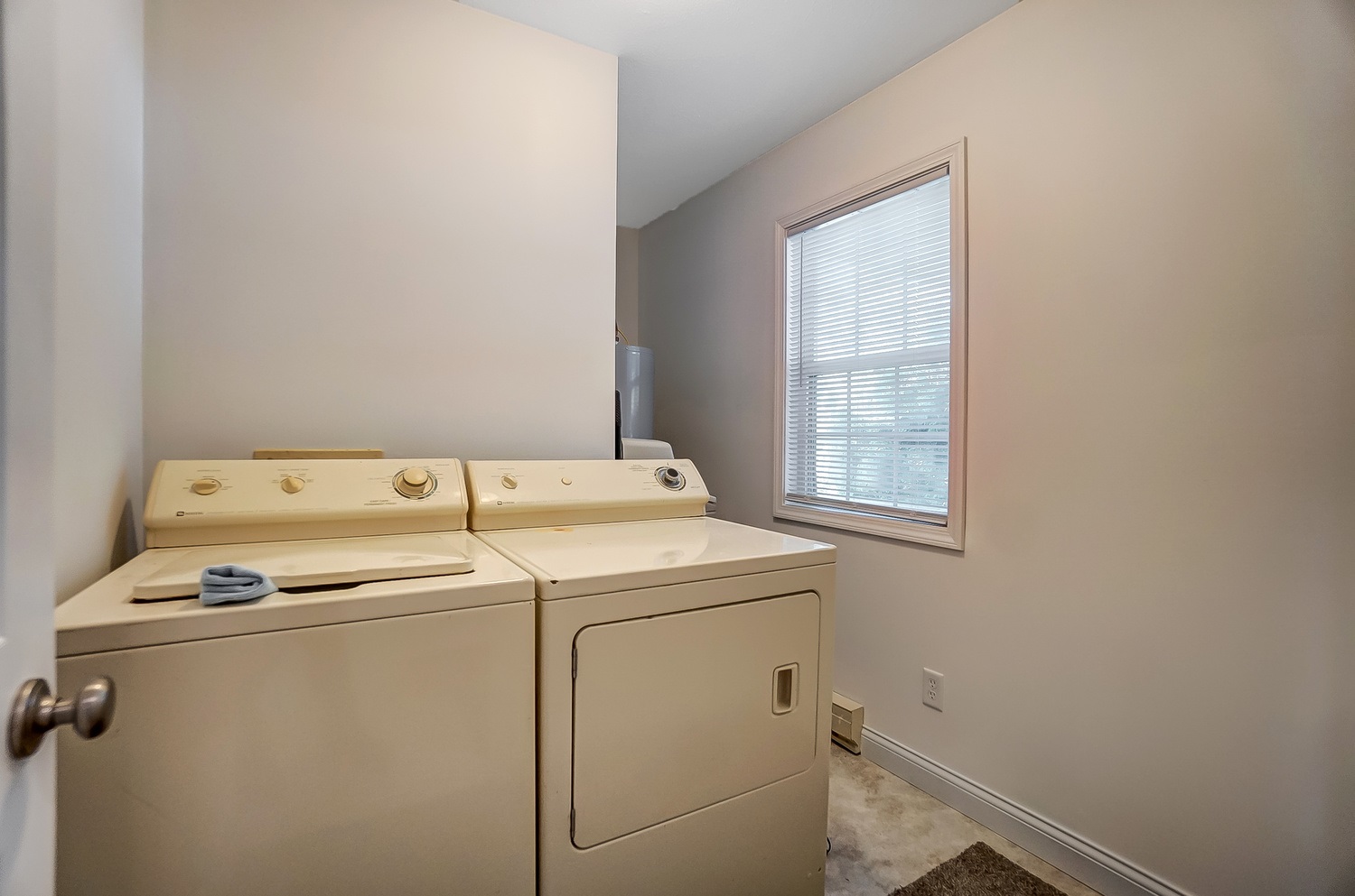 9852 Lincoln Road Syracuse, IN 46567 - Photo 12 of 23 Gallery Image 12