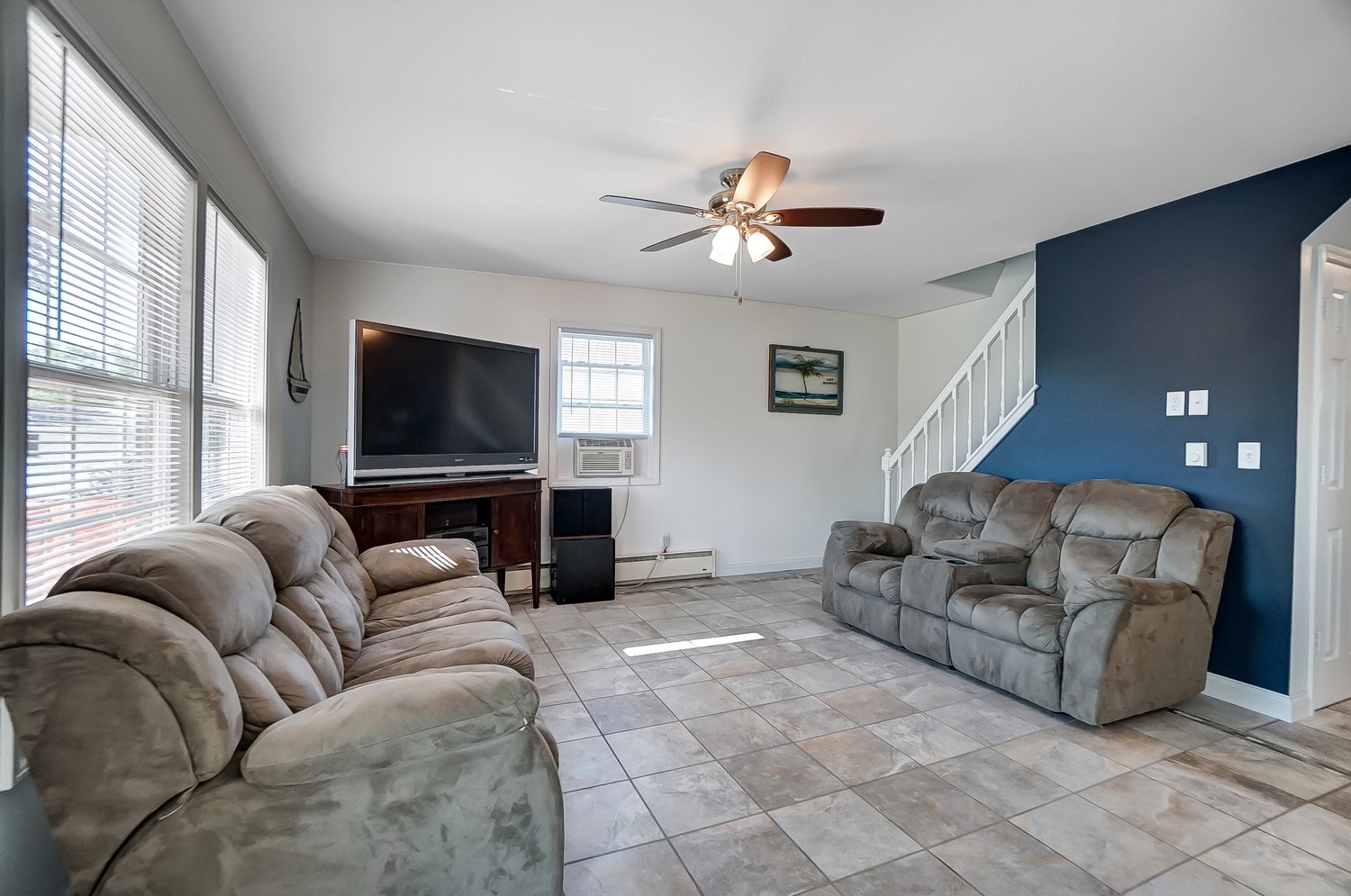 9852 Lincoln Road Syracuse, IN 46567 - Photo 5 of 23 Gallery Image 5