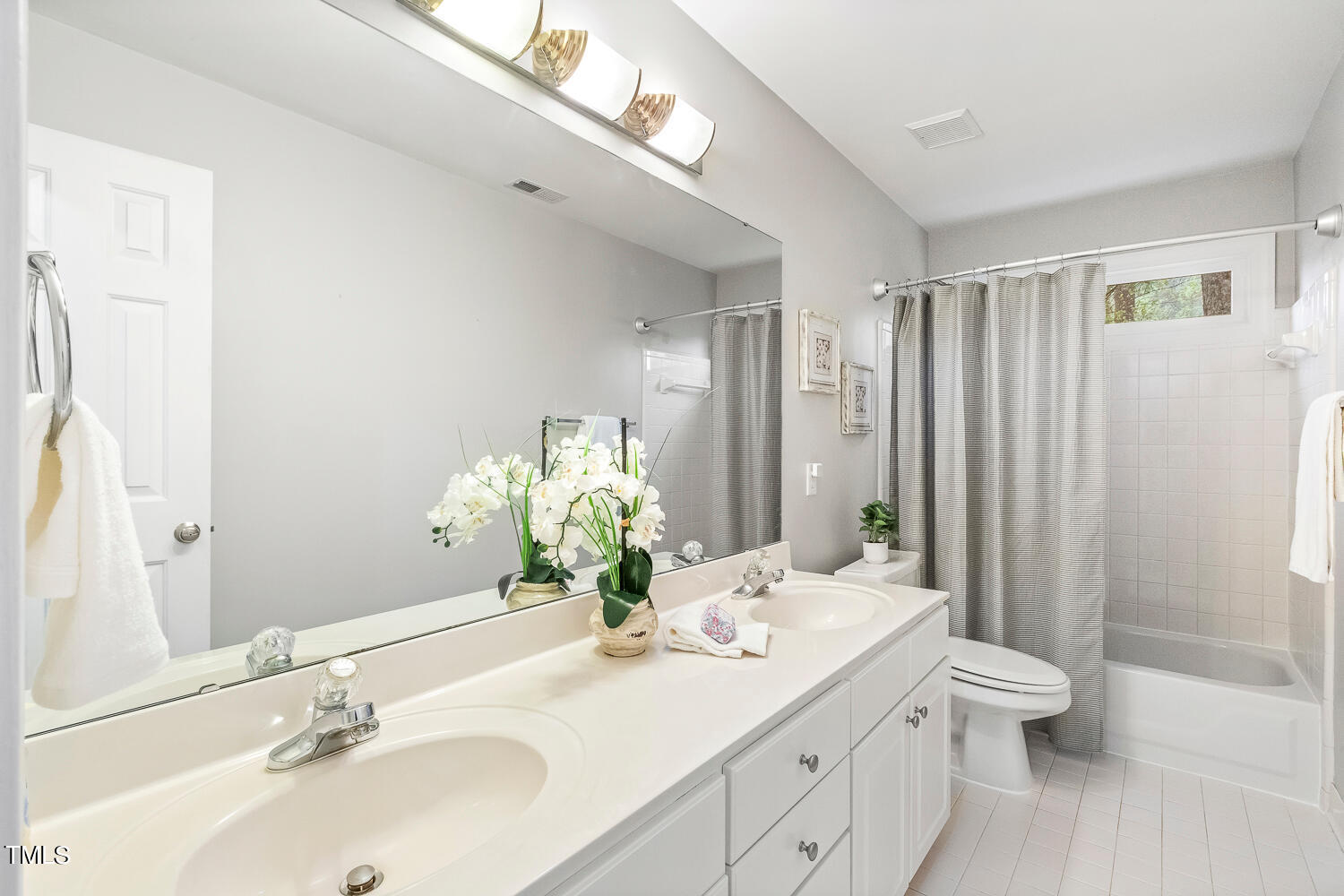4604 Troone Court Raleigh, NC 27612 - Photo 40 of 54 4604 Troone Ct Raleigh NC-large-040-032-