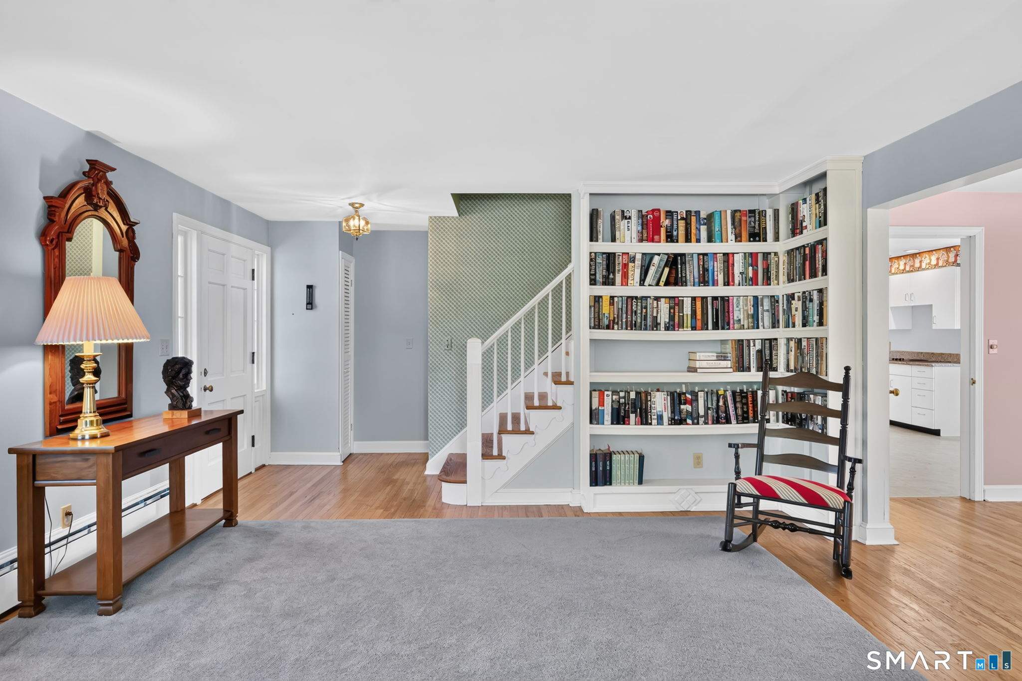 39 Boggs Hill Road Newtown, CT 06470 - Photo 3 of 33