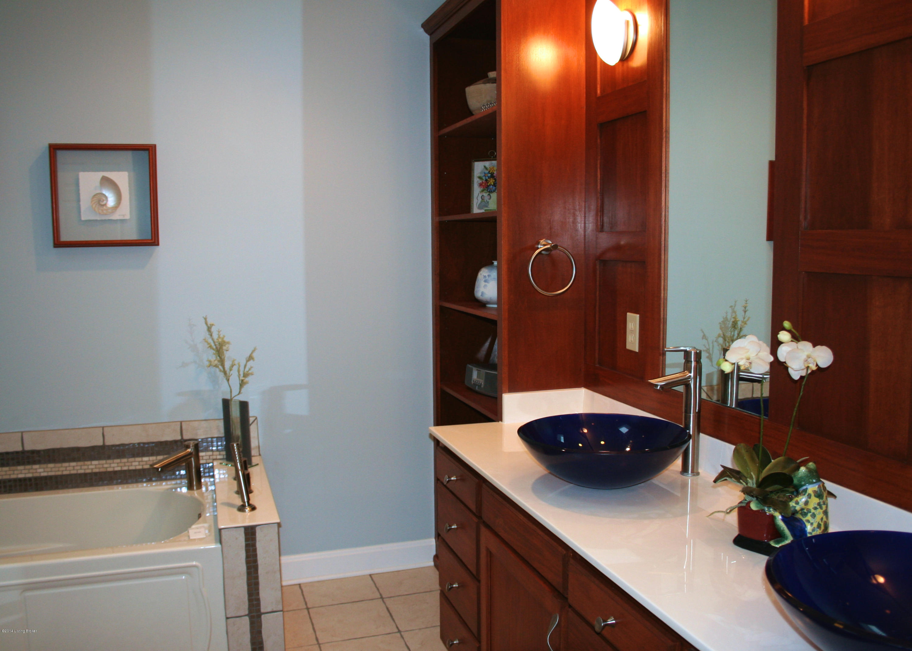 5206 Eastwind Road Louisville, KY 40207 - Photo 14 of 54 Master Bathroom