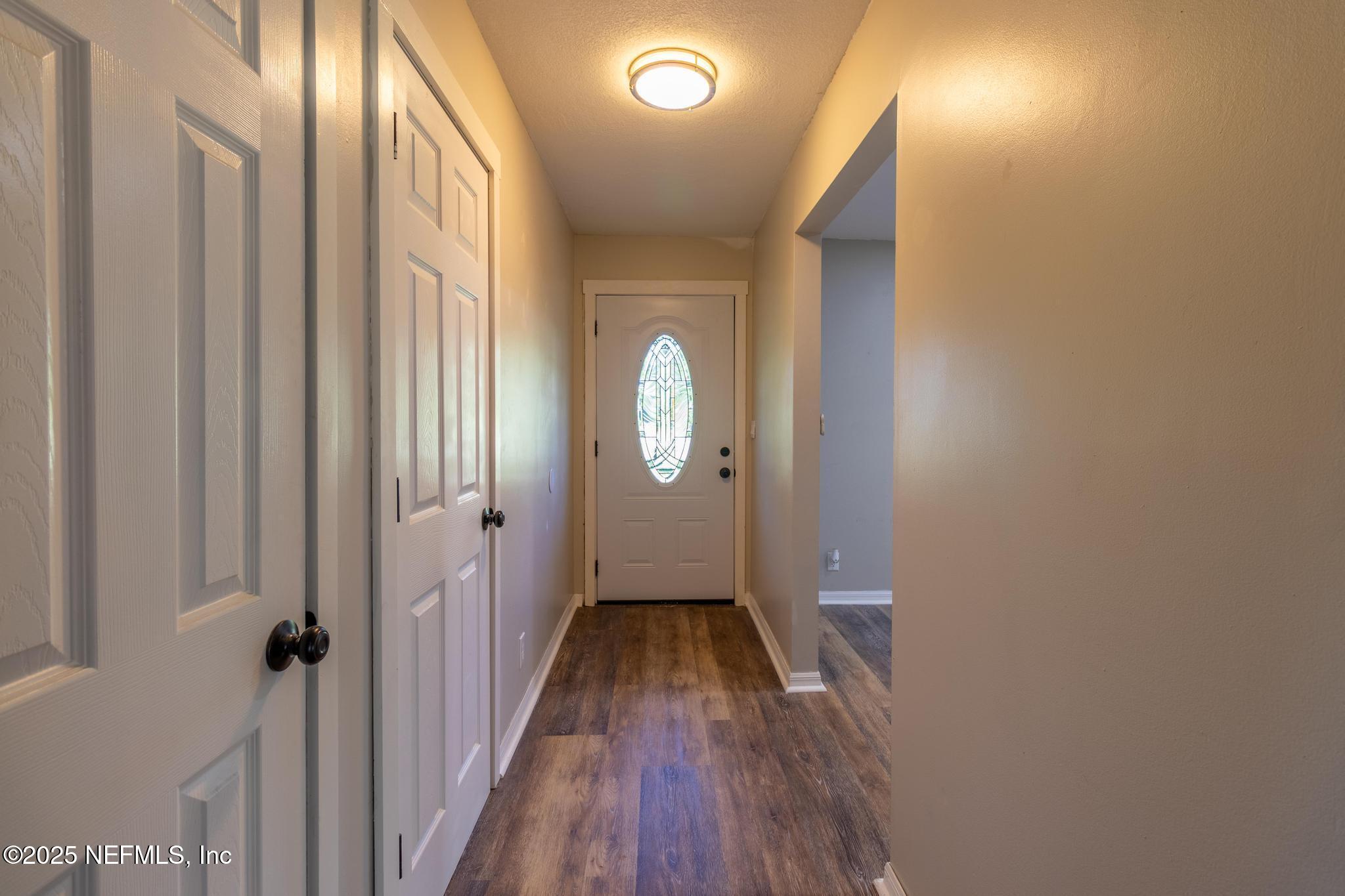 117 Horseman Club Road Palatka, FL 32177 - Photo 4 of 23 IMG_9957-HDR