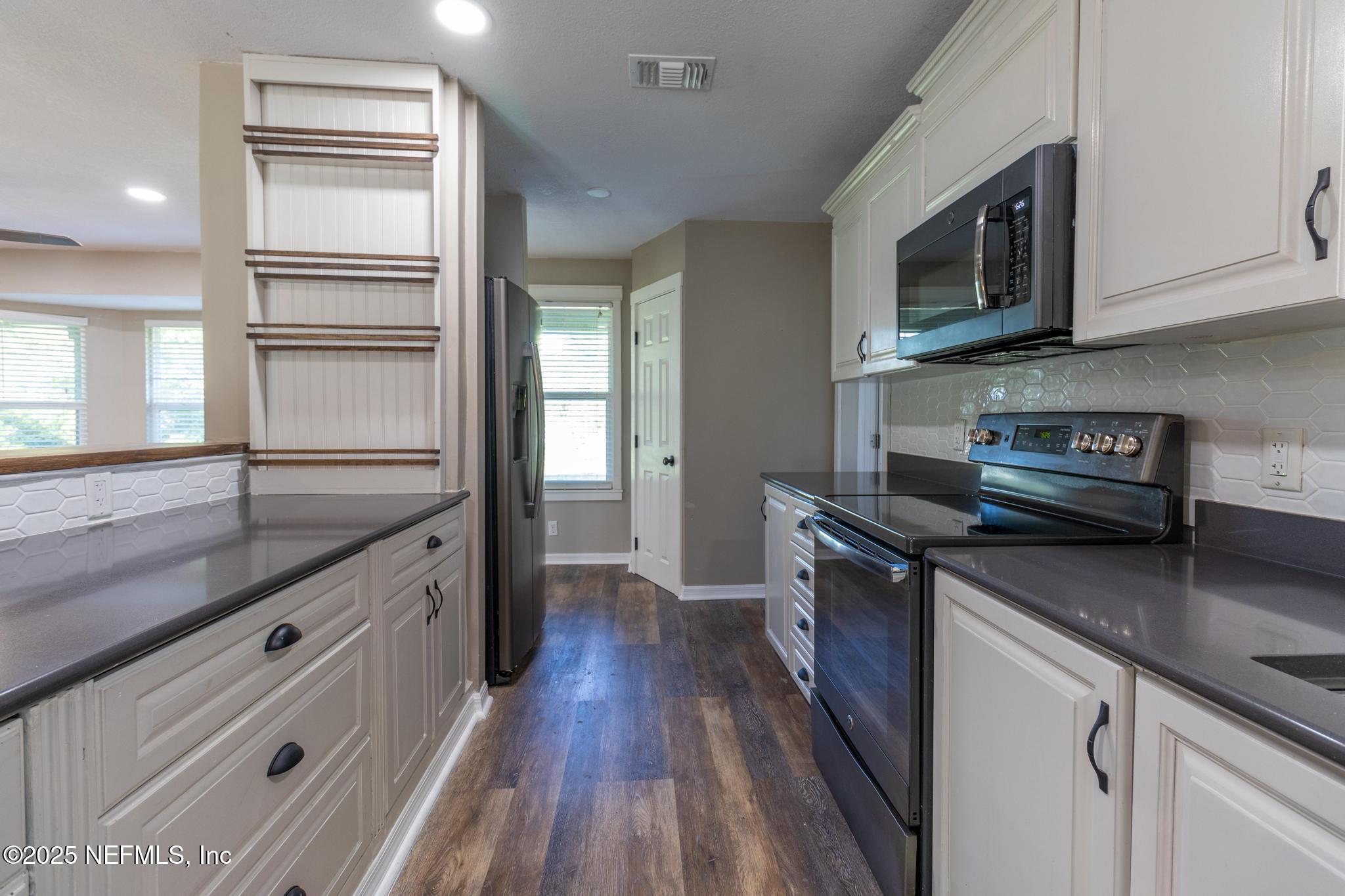 117 Horseman Club Road Palatka, FL 32177 - Photo 8 of 23 IMG_9978