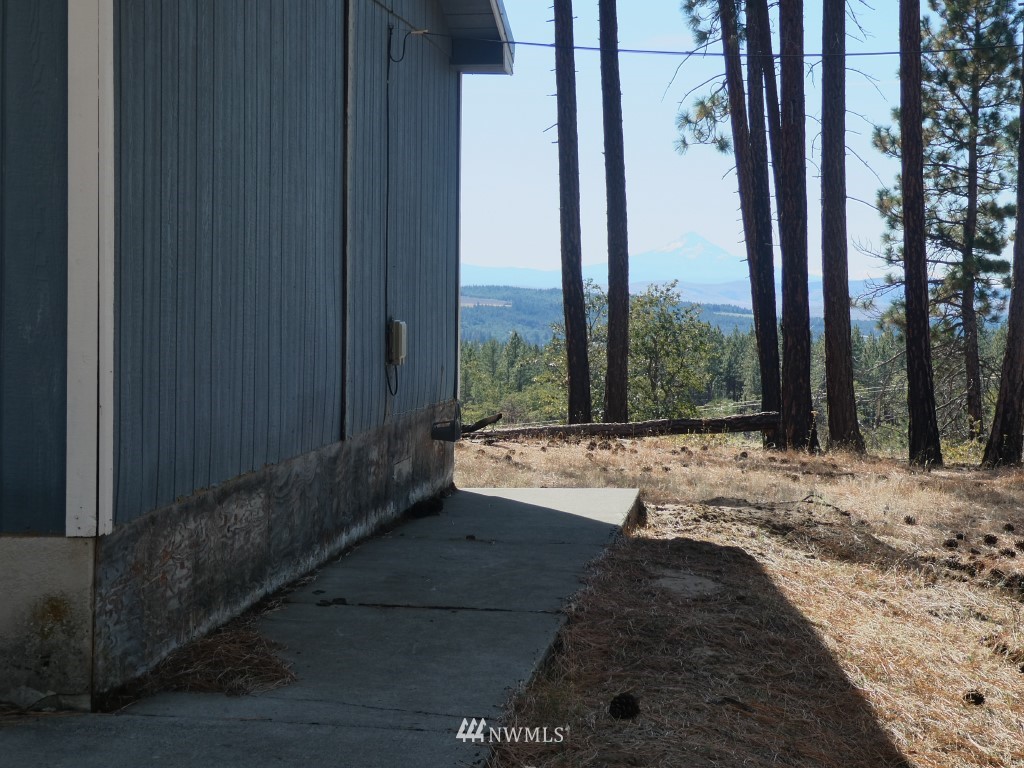 315 Old Stage Road Goldendale, WA 98620 - Photo 2 of 25 Gallery Image 2