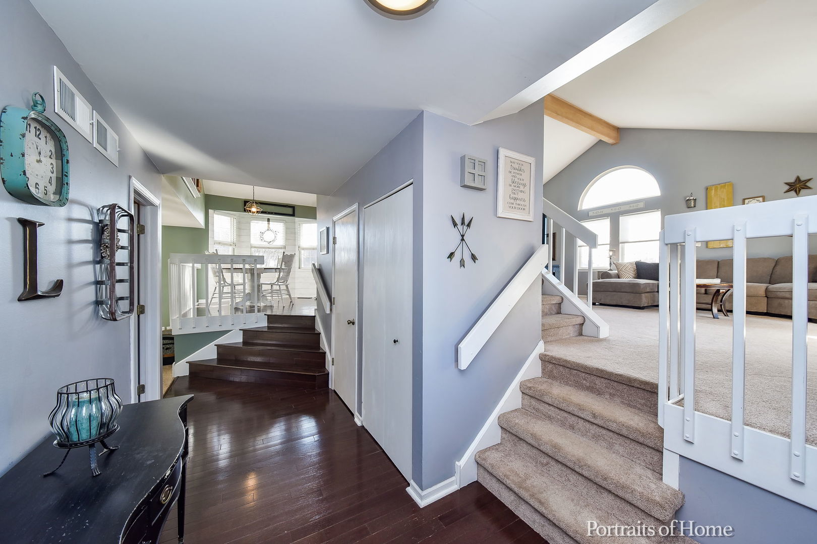 167 Forestview Court Aurora, IL 60502 - Photo 2 of 26