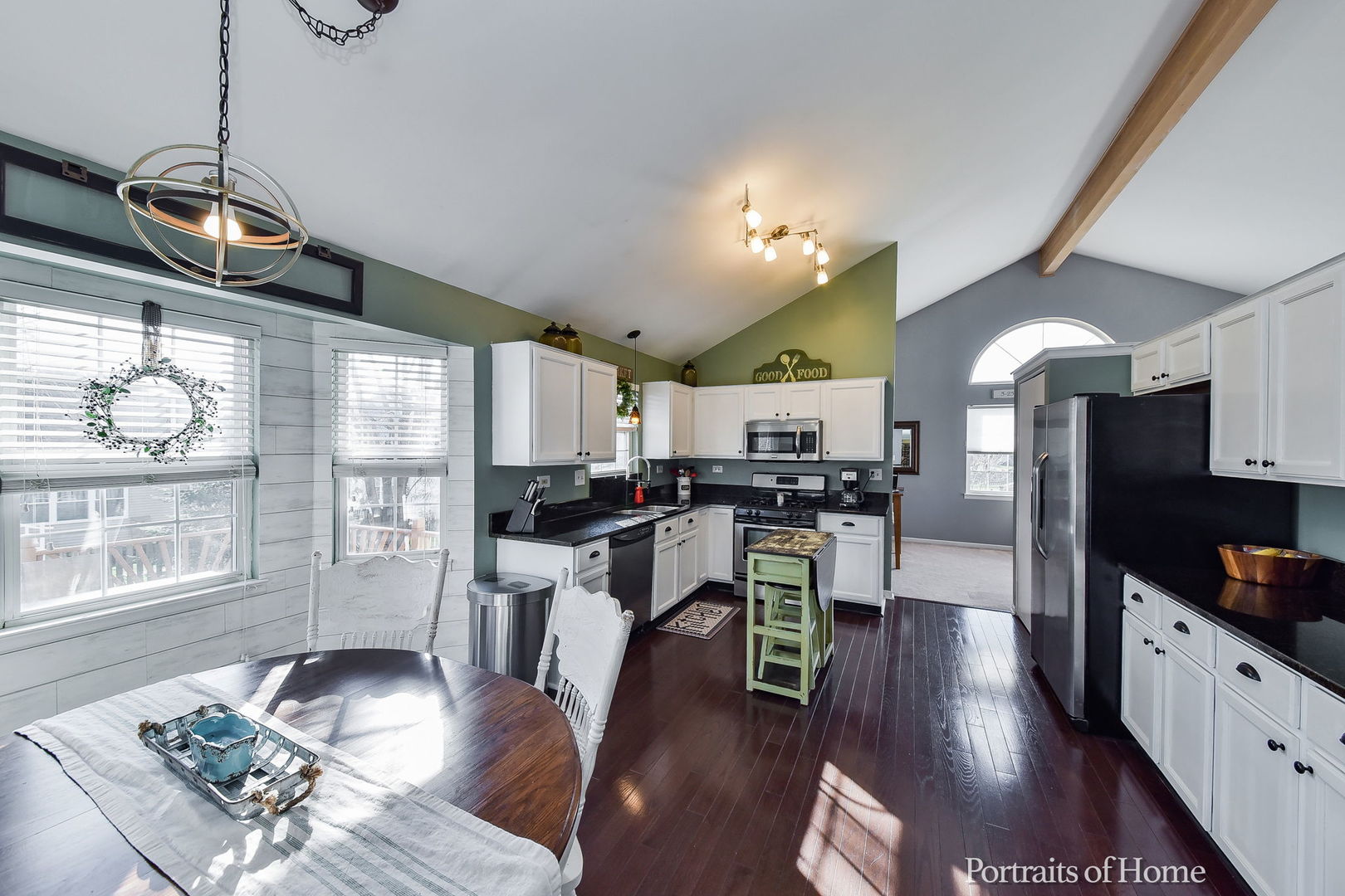 167 Forestview Court Aurora, IL 60502 - Photo 8 of 26