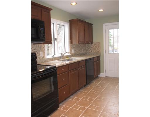 170 Sowams Road Barrington, RI 02806 - Photo 3 of 8 Kitchen.