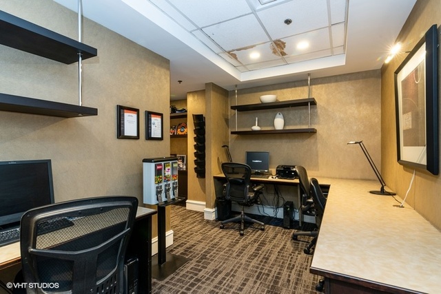 33 West Delaware Place, Unit 23D Chicago, IL 60610 - Photo 17 of 20