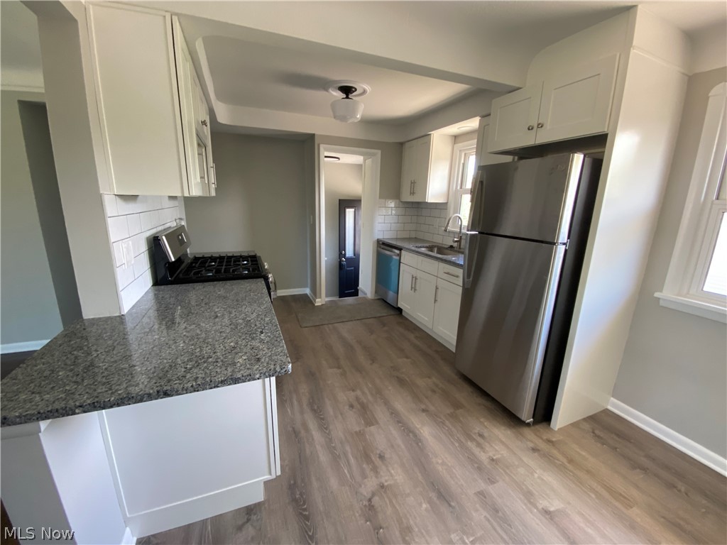 9123 Biddulph Road Brooklyn, OH 44144 - Photo 2 of 25 Gallery Image 2