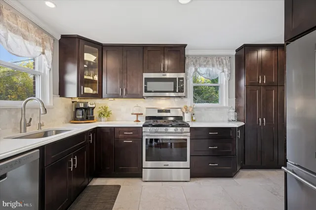 $375,000 | 607 Acorn Street, Philadelphia, PA 19128