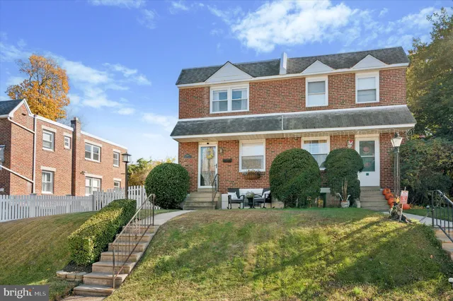 $375,000 | 607 Acorn Street, Philadelphia, PA 19128