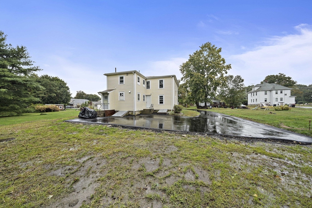 18 Aldrich Road Bridgewater, MA 02324 - Photo 4 of 27