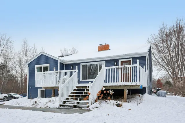 $425,000 | 6564 165th Street North, Hugo, MN 55038