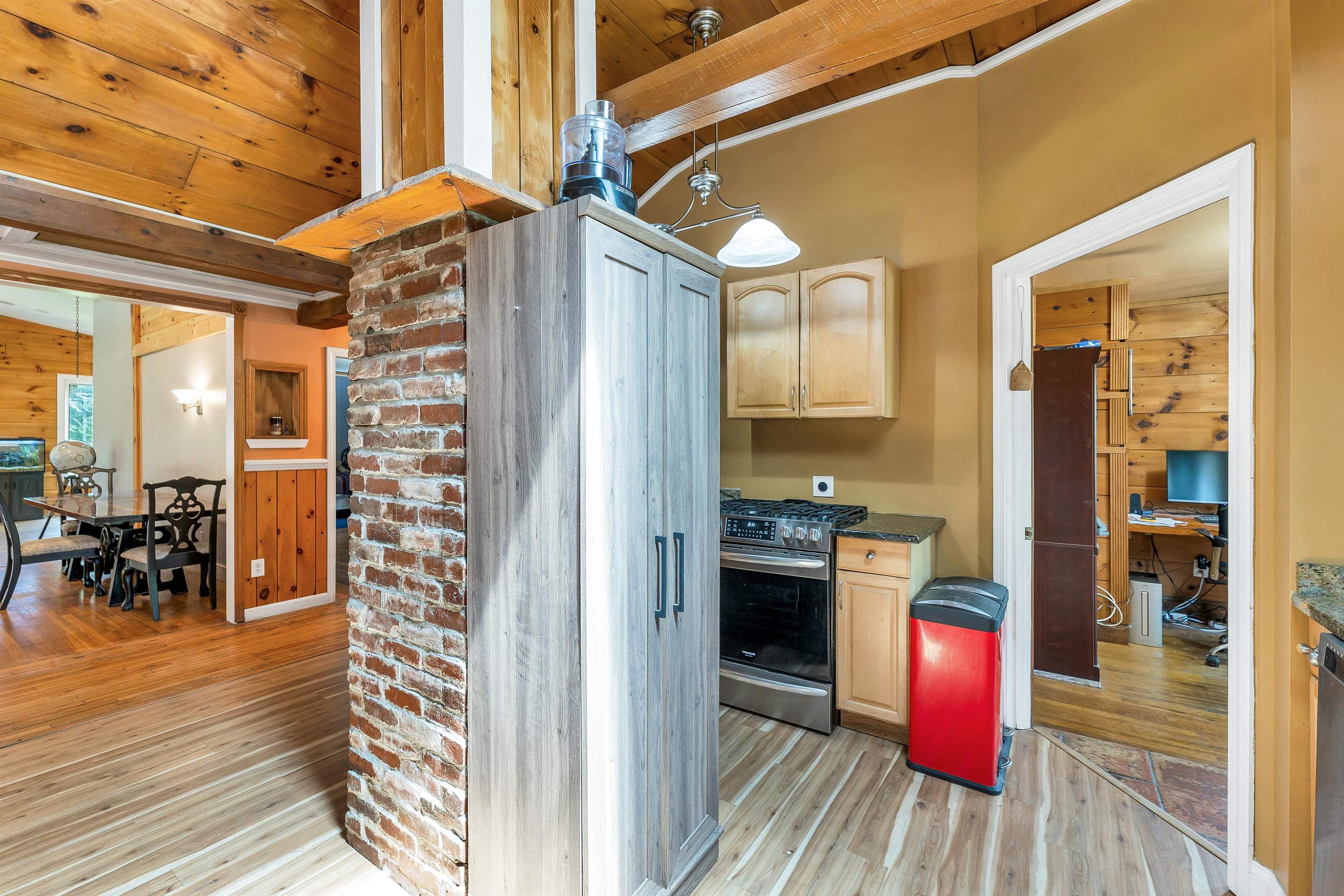 62 Lane Road Derry, NH 03038 - Photo 4 of 50