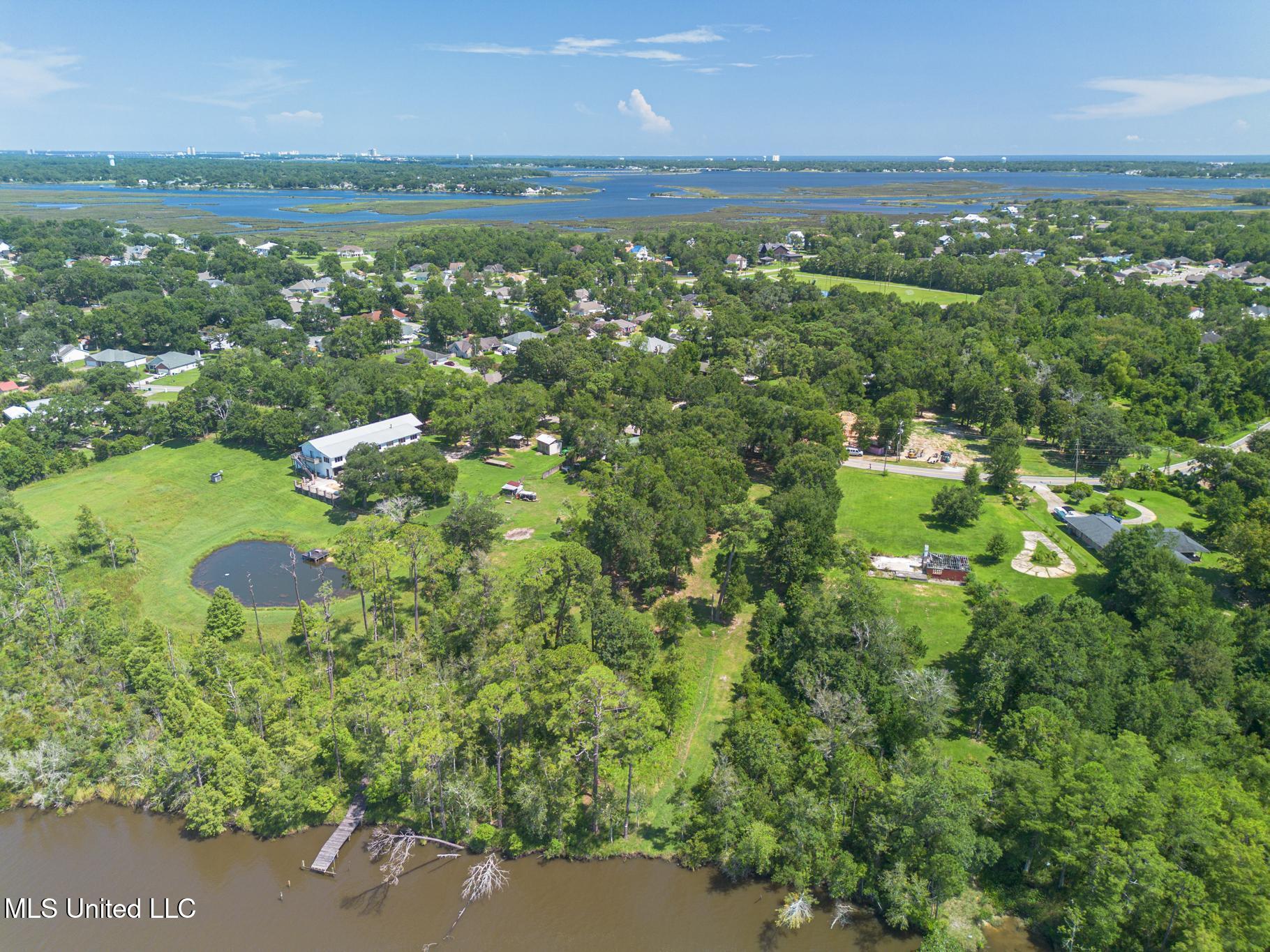 Shorecrest Road Biloxi, MS 39532 - Photo 11 of 12 Shorecrest-10