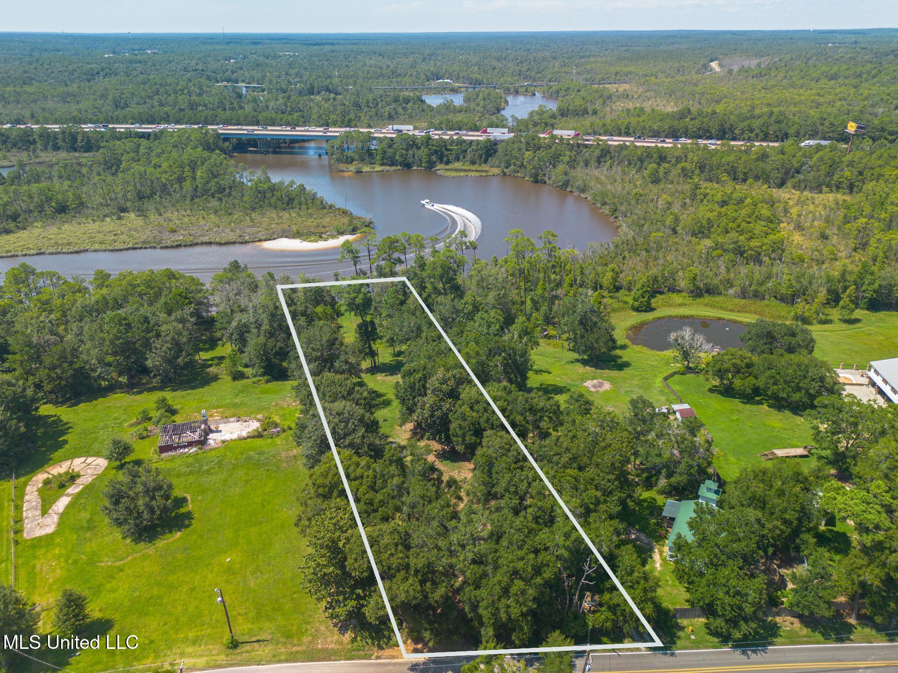 Shorecrest Road Biloxi, MS 39532 - Photo 2 of 12 Shorecrest-3z