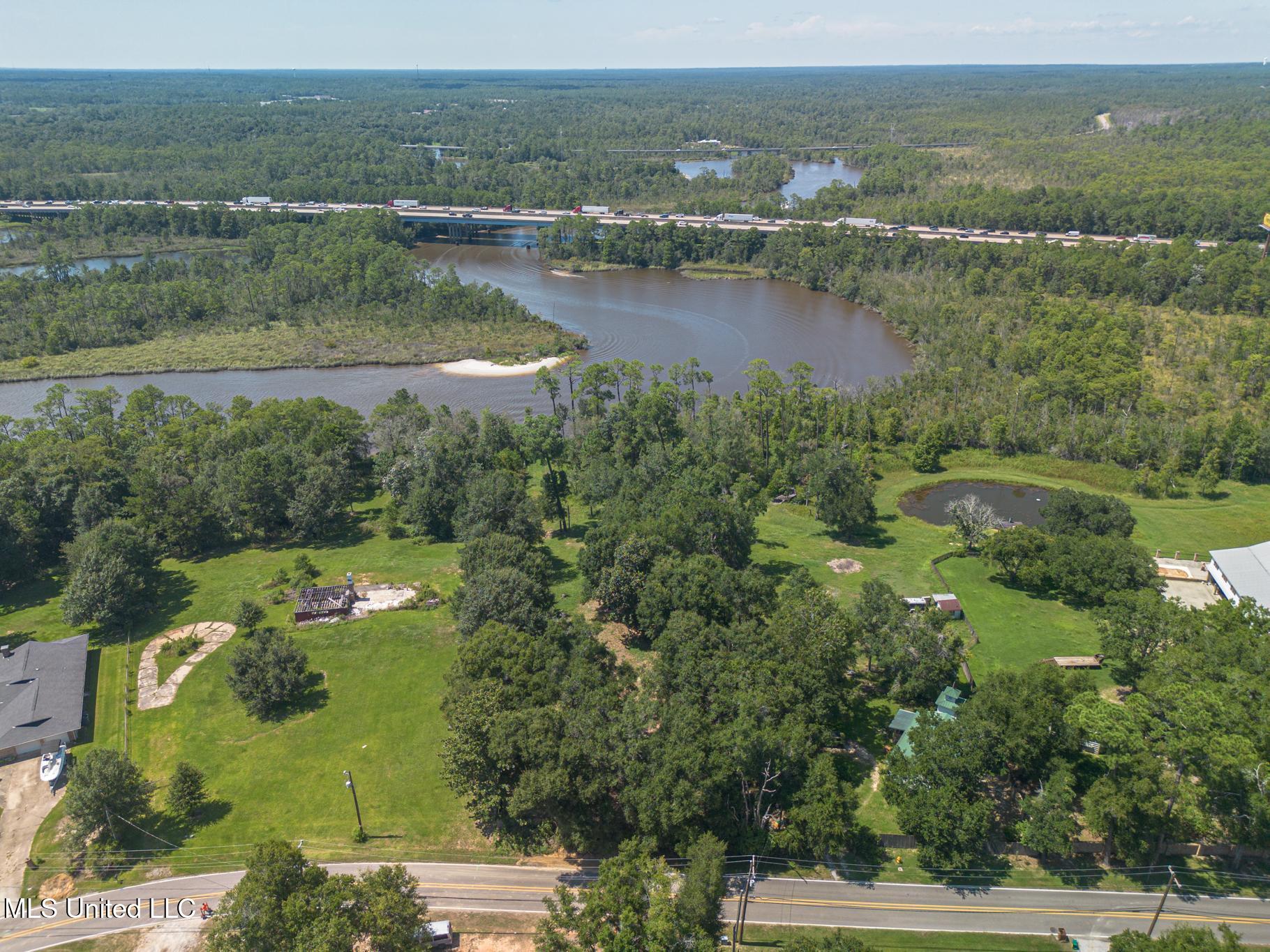 Shorecrest Road Biloxi, MS 39532 - Photo 7 of 12 Shorecrest-5