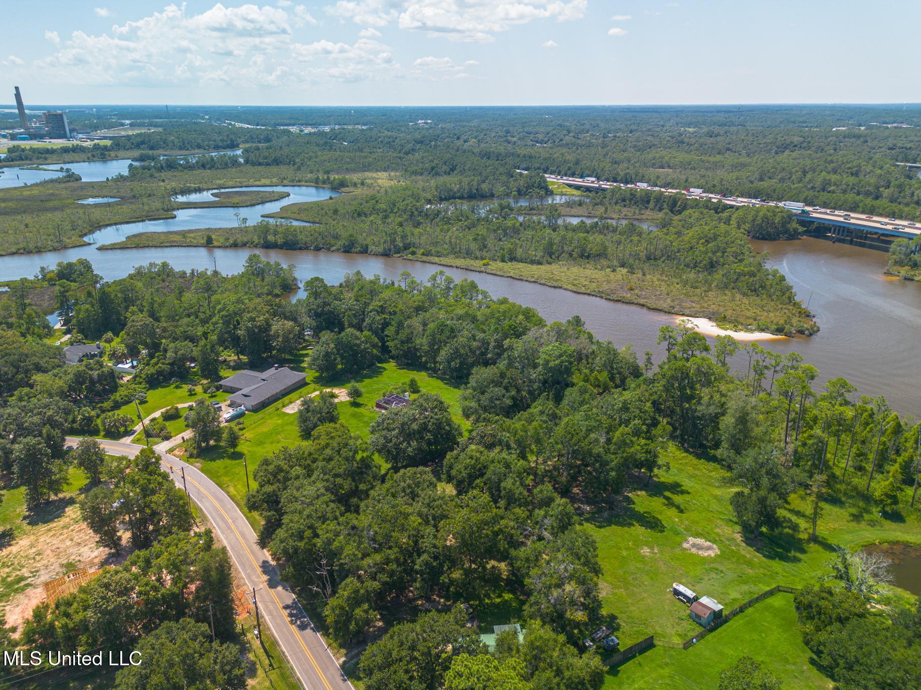 Shorecrest Road Biloxi, MS 39532 - Photo 8 of 12 Shorecrest-6