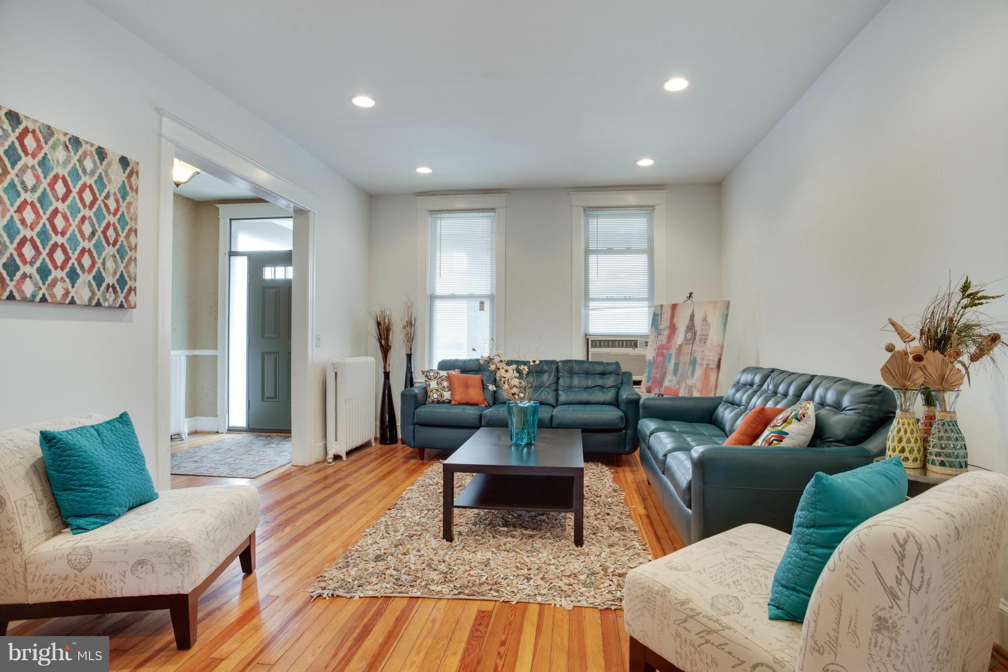 1009 7th Street Northeast Washington, DC 20002 - Photo 4 of 15 Family Room
