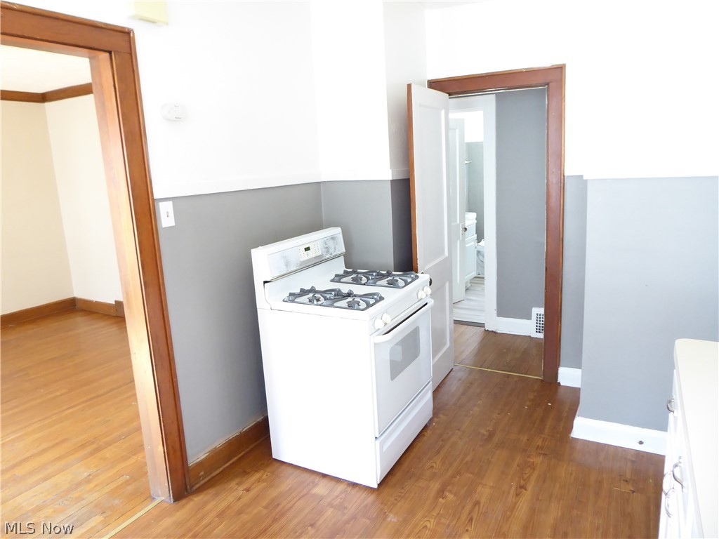 2179 Edgewood Road Cleveland, OH 44118 - Photo 21 of 41