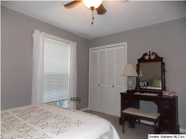 702 Chestnut Street Oneonta, AL 35121 - Photo 13 of 31