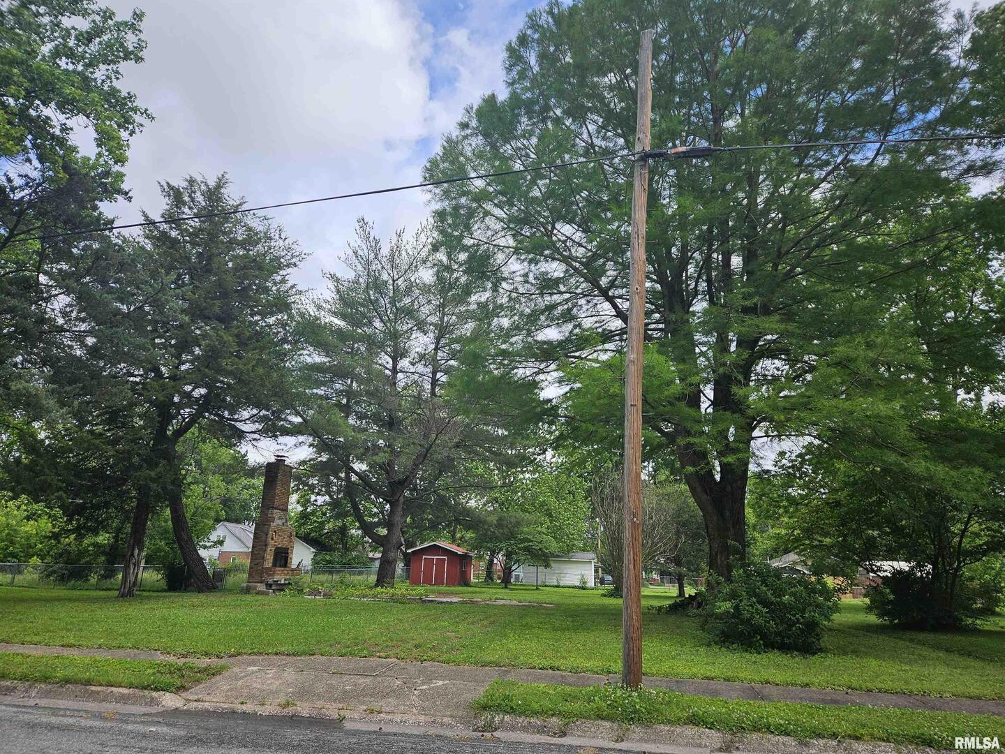 632 Madison Street Benton, IL 62812 - Photo 2 of 11