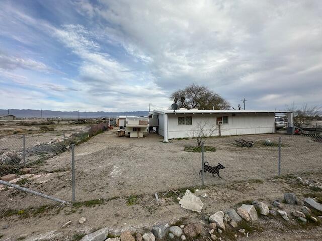 82615 4th Street Trona, CA 93562 - Photo 19 of 25 a view of a terrace view