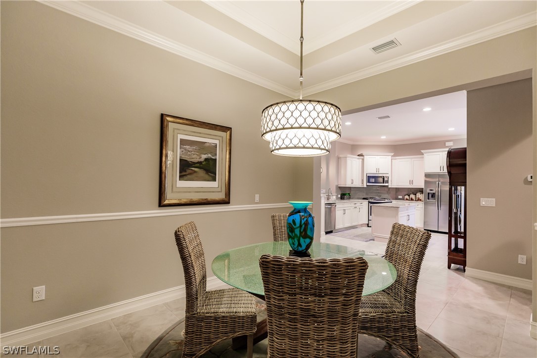 6652 Roma Way Naples, FL 34113 - Photo 16 of 33 Gallery Image 16