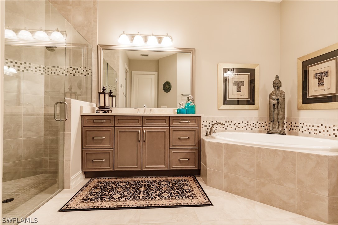 6652 Roma Way Naples, FL 34113 - Photo 20 of 33 Gallery Image 20