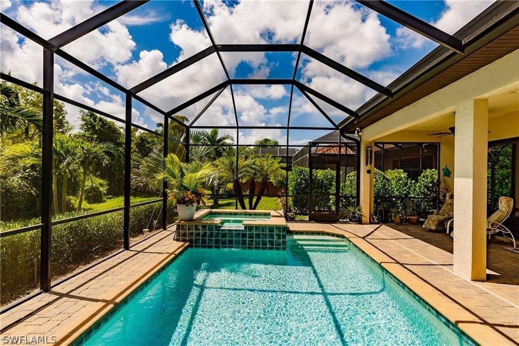 6652 Roma Way Naples, FL 34113 - Photo 2 of 33 Gallery Image 2