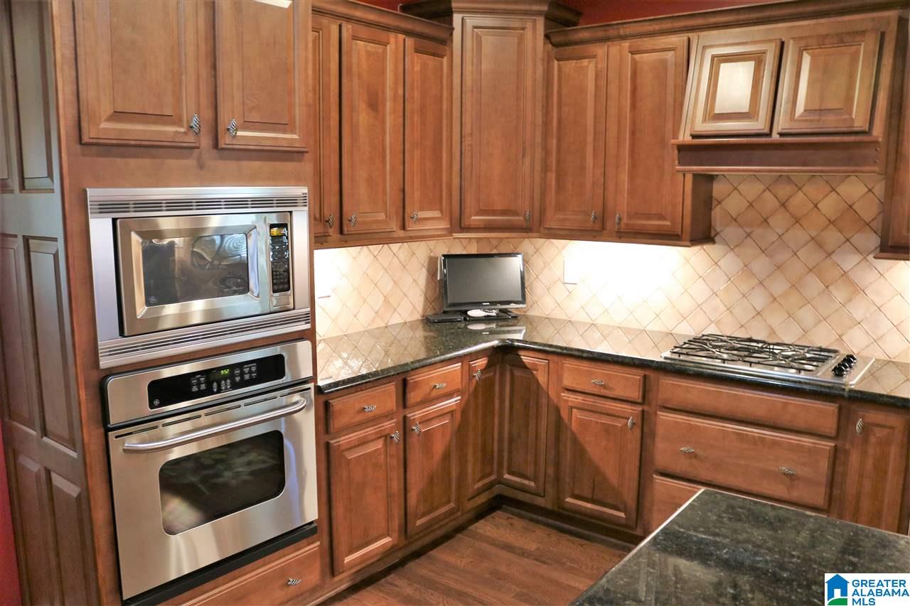 1373 Chapel Street Birmingham, AL 35226 - Photo 5 of 41
