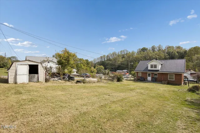 $169,000 | 279 Chapel Street, Weber City, VA 24290