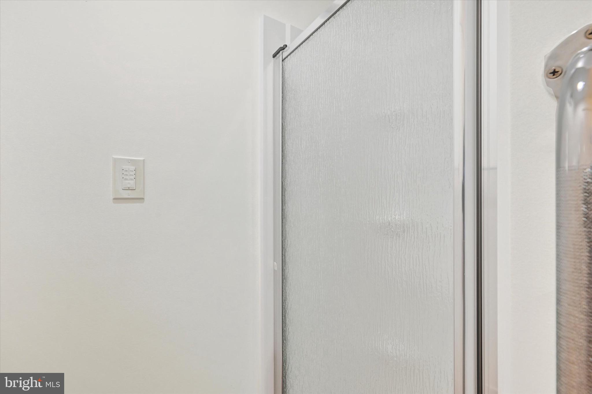 4419 Kendi Road Nottingham, MD 21236 - Photo 18 of 32 Shower stall