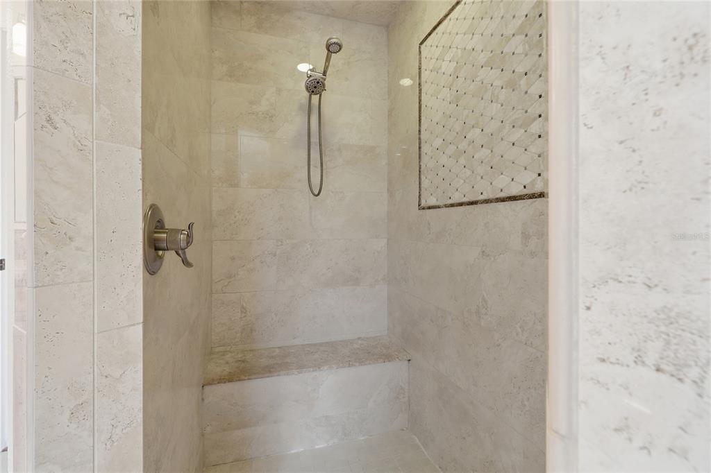 2331 D R Bryant Road Lakeland, FL 33810 - Photo 39 of 74 a bathroom with a shower