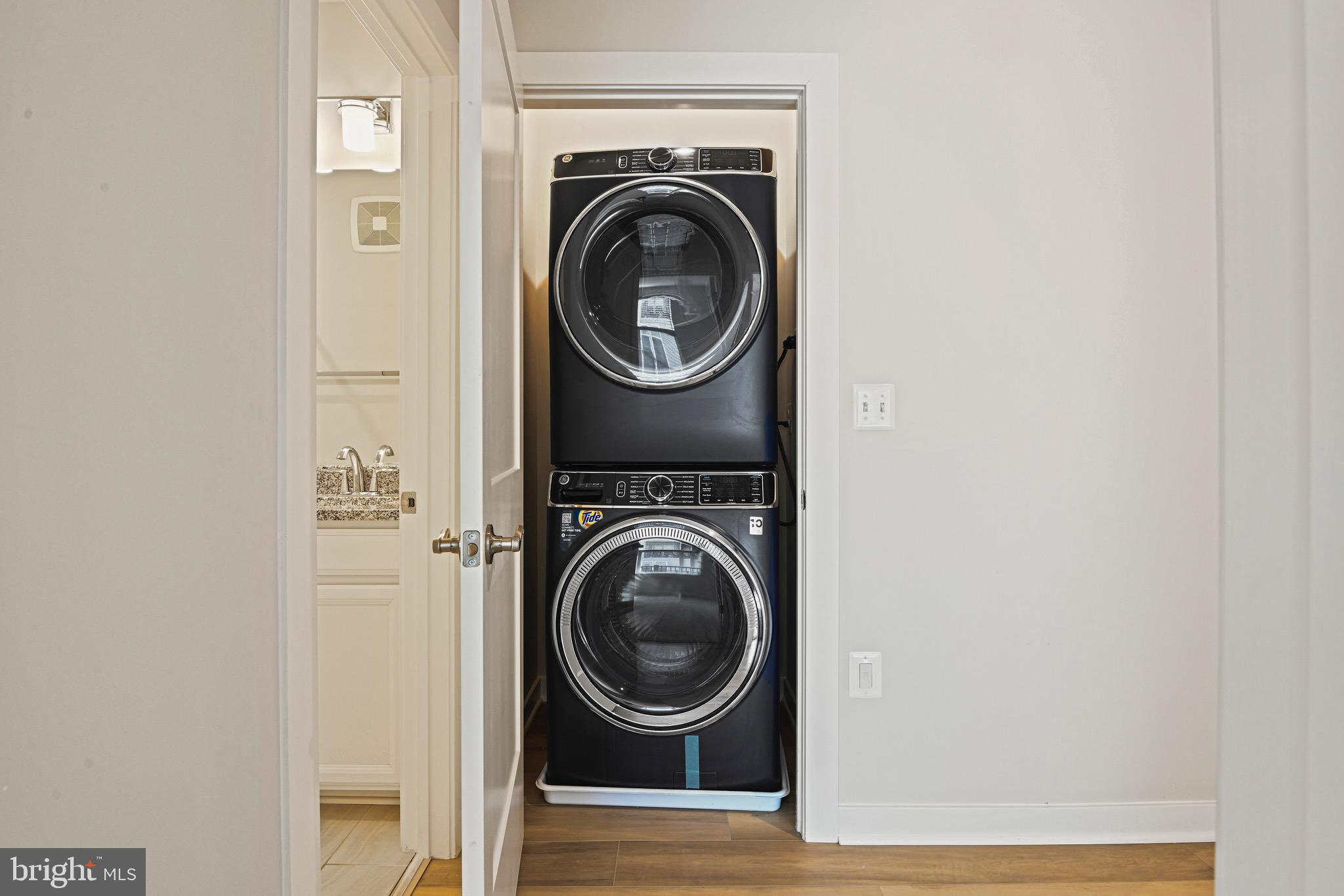 44488 Wolfhound Square Ashburn, VA 20147 - Photo 13 of 32