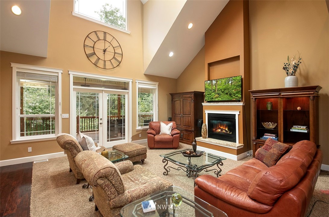 4046 Rachel Road Clinton, WA 98236 - Photo 9 of 40 Gallery Image 9