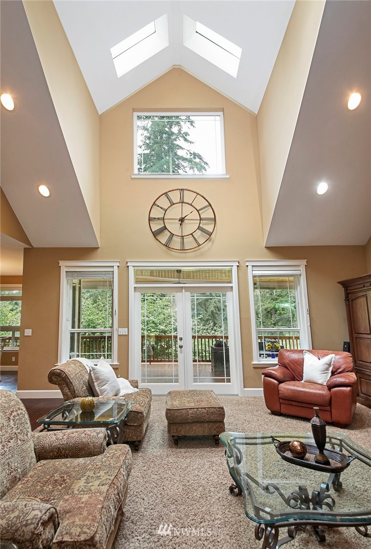 4046 Rachel Road Clinton, WA 98236 - Photo 10 of 40 Gallery Image 10