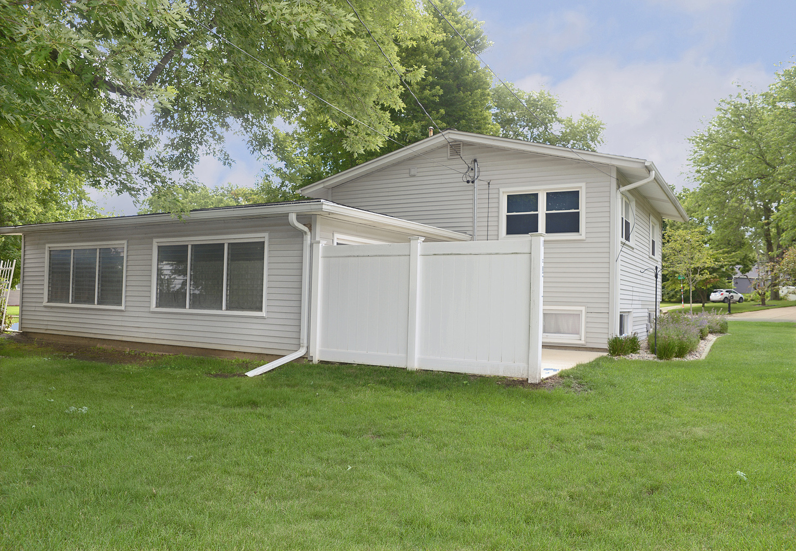 749 Fort Street Ottawa, IL 61350 - Photo 23 of 26