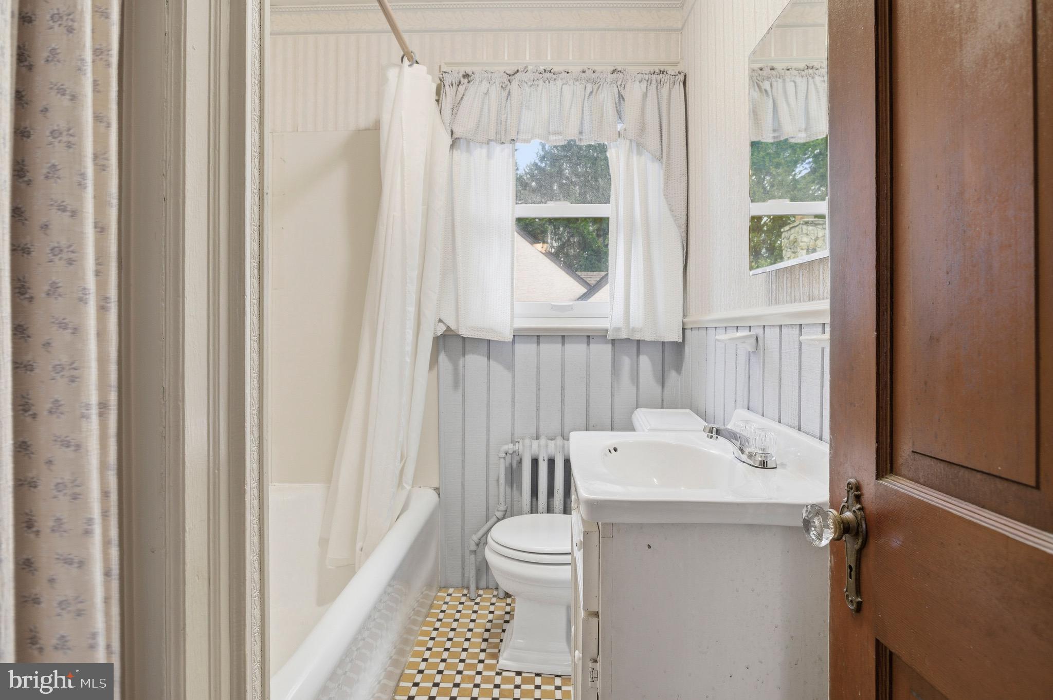 4221 Concord Road Aston, PA 19014 - Photo 18 of 31