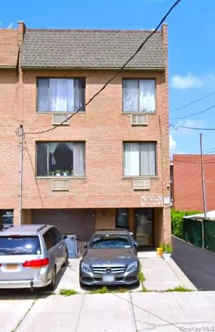 $2,100 | 149-15 Barclay Avenue, Unit 3A | Murray Hill - Flushing