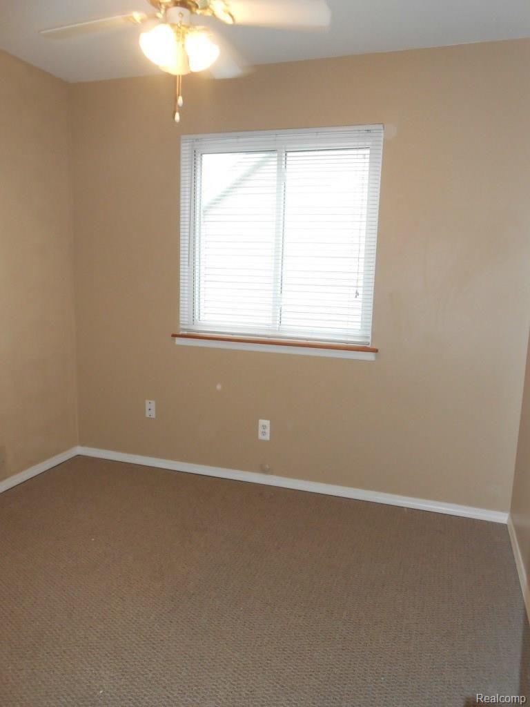 491 Alfred Road Ortonville, MI 48462 - Photo 13 of 22 DSCN3267.jpg