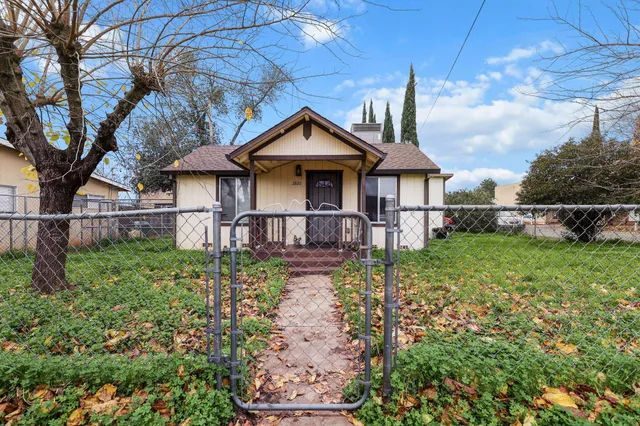 $229,900 | 2820 Alfreda Way, Redding, CA 96002