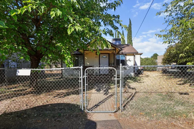 $229,900 | 2820 Alfreda Way, Redding, CA 96002