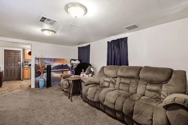 $229,900 | 2820 Alfreda Way, Redding, CA 96002