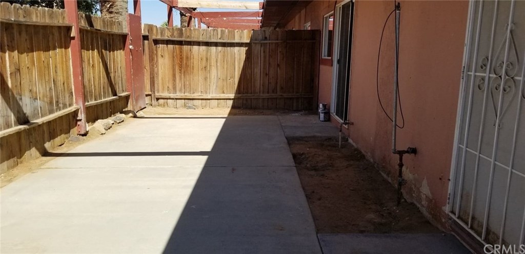 13222 Mohawk Road Apple Valley, CA 92308 - Photo 14 of 29